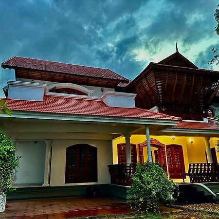 Dream Palace Alappuzha Zewnętrze zdjęcie
